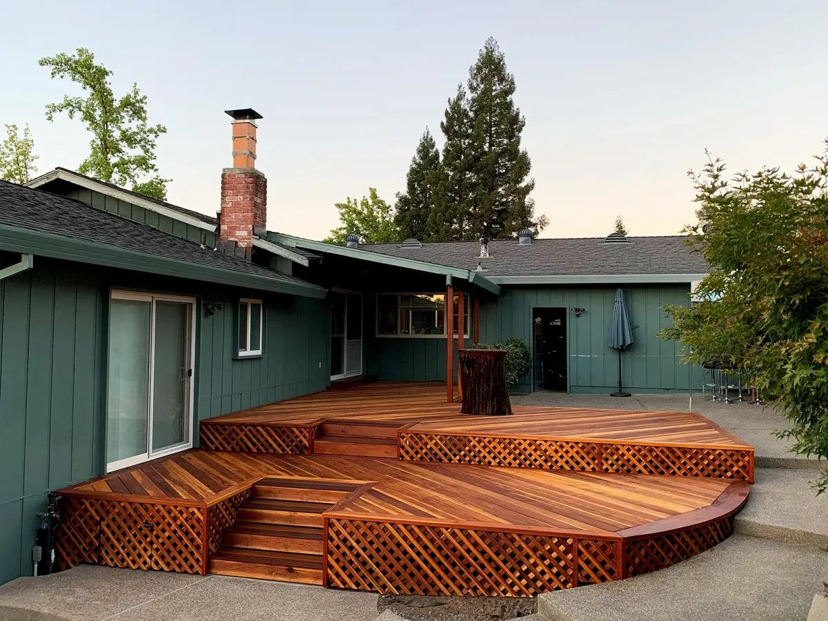 Deck stained with ExoShield Natutal