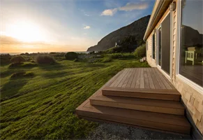 Manzanita_Beach_House-Ipe-Decking-51.jpg