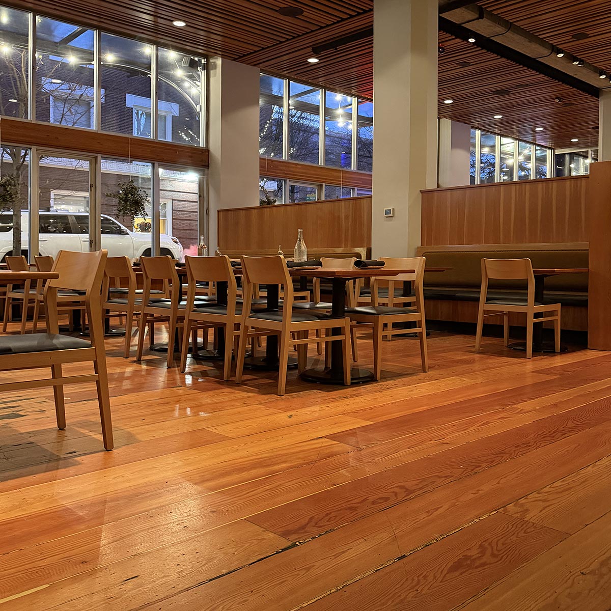 Douglas Fir Wide Plank Clear MG Flooring - Southpark Restaurant, Portland, OR